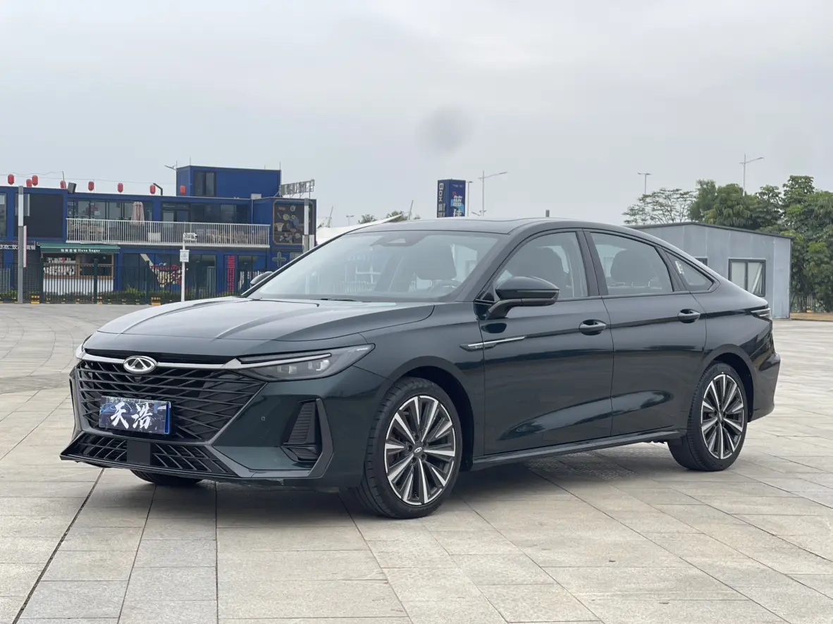 Chery Arrizo 8