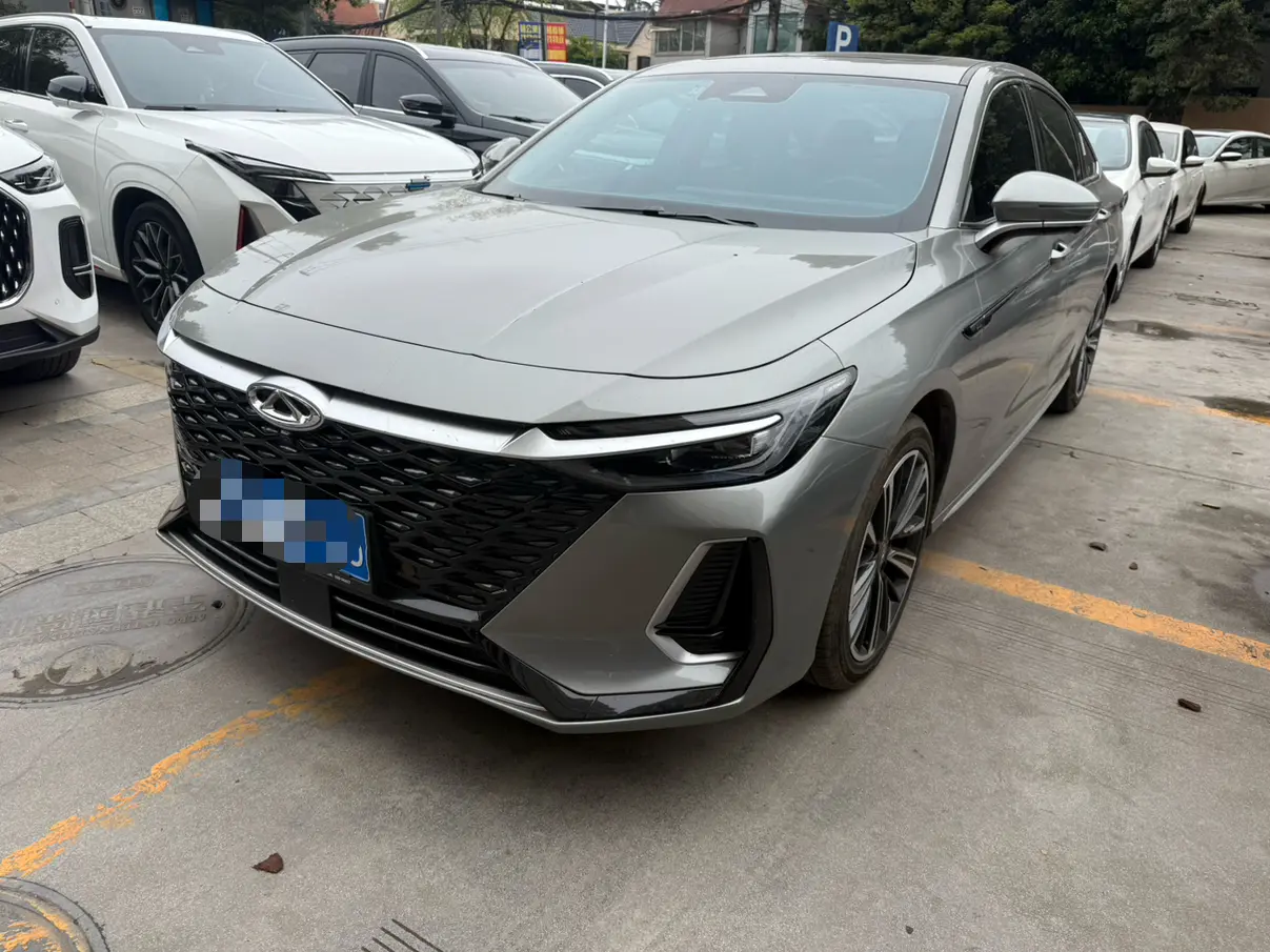 Chery Arrizo 8