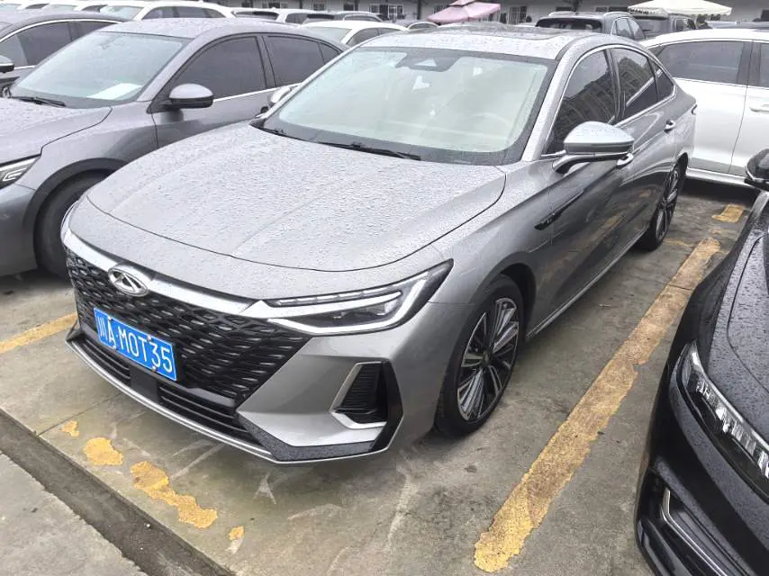 Chery Arrizo 8