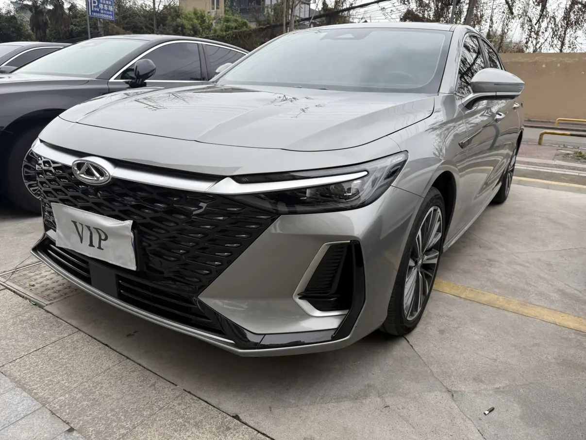 Chery Arrizo 8