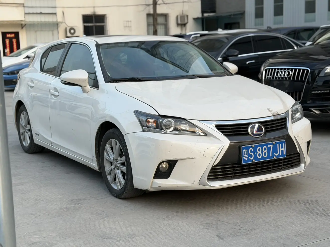 Lexus CT  из Китая