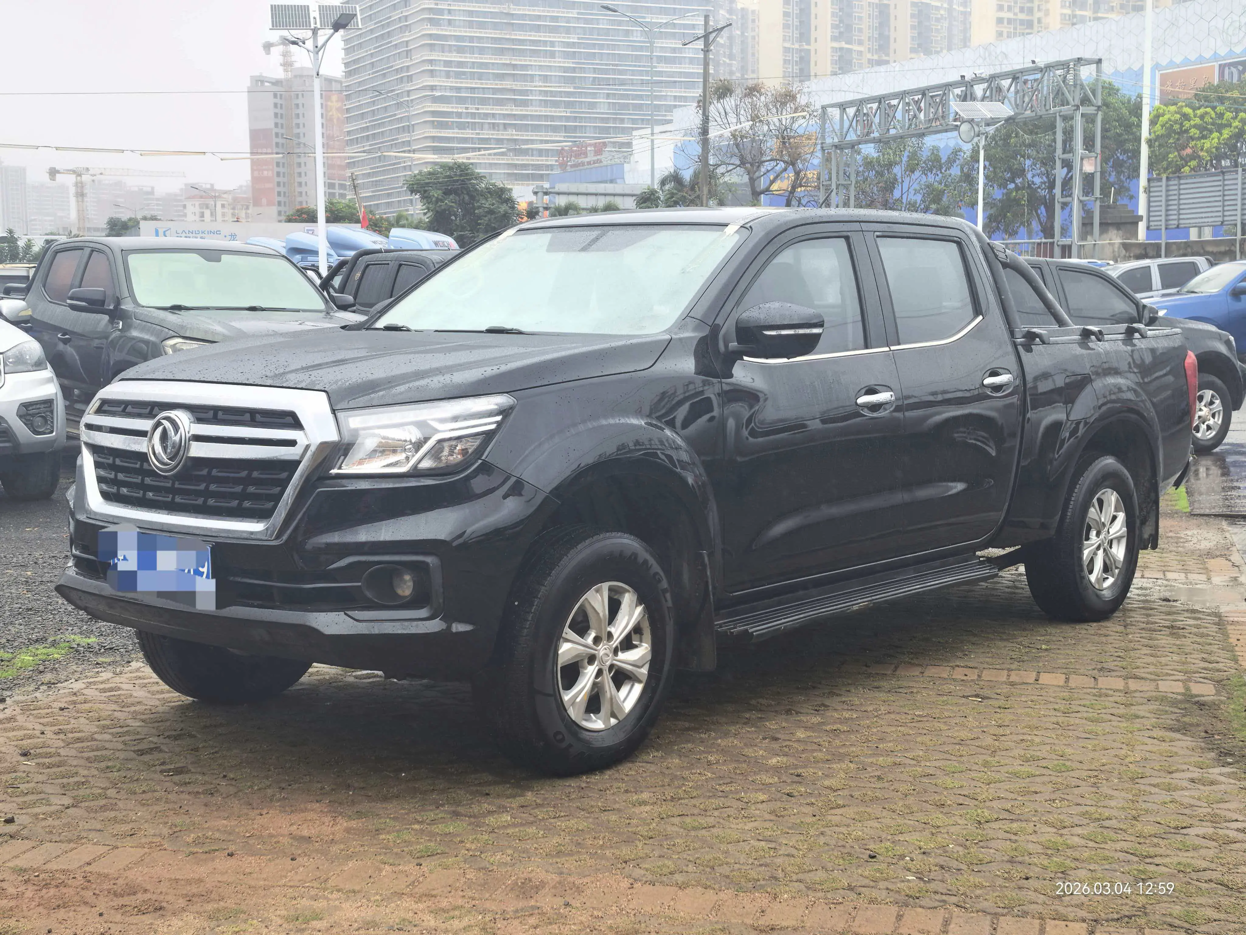 Dongfeng Ruiqi 6  из Китая