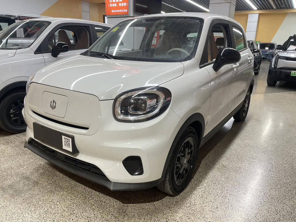 Leapmotor Zero running T03  из Китая