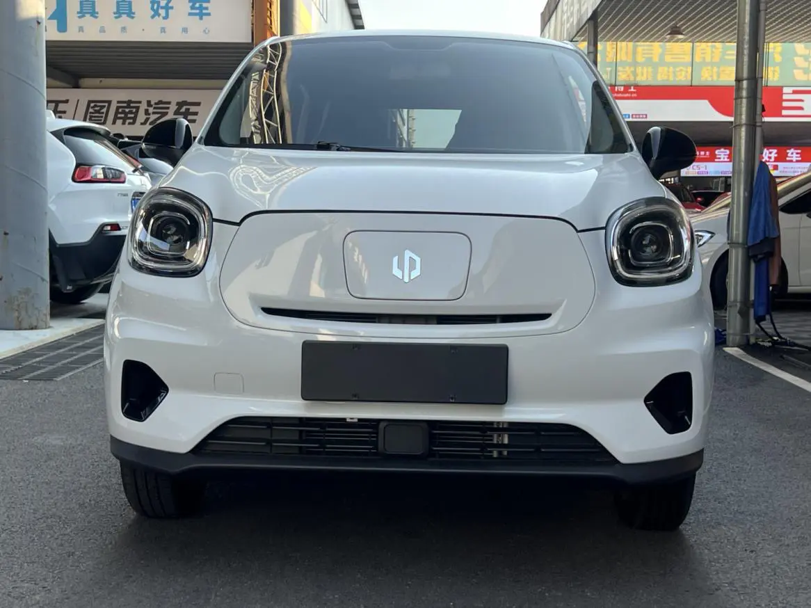 Leapmotor Zero running T03  из Китая