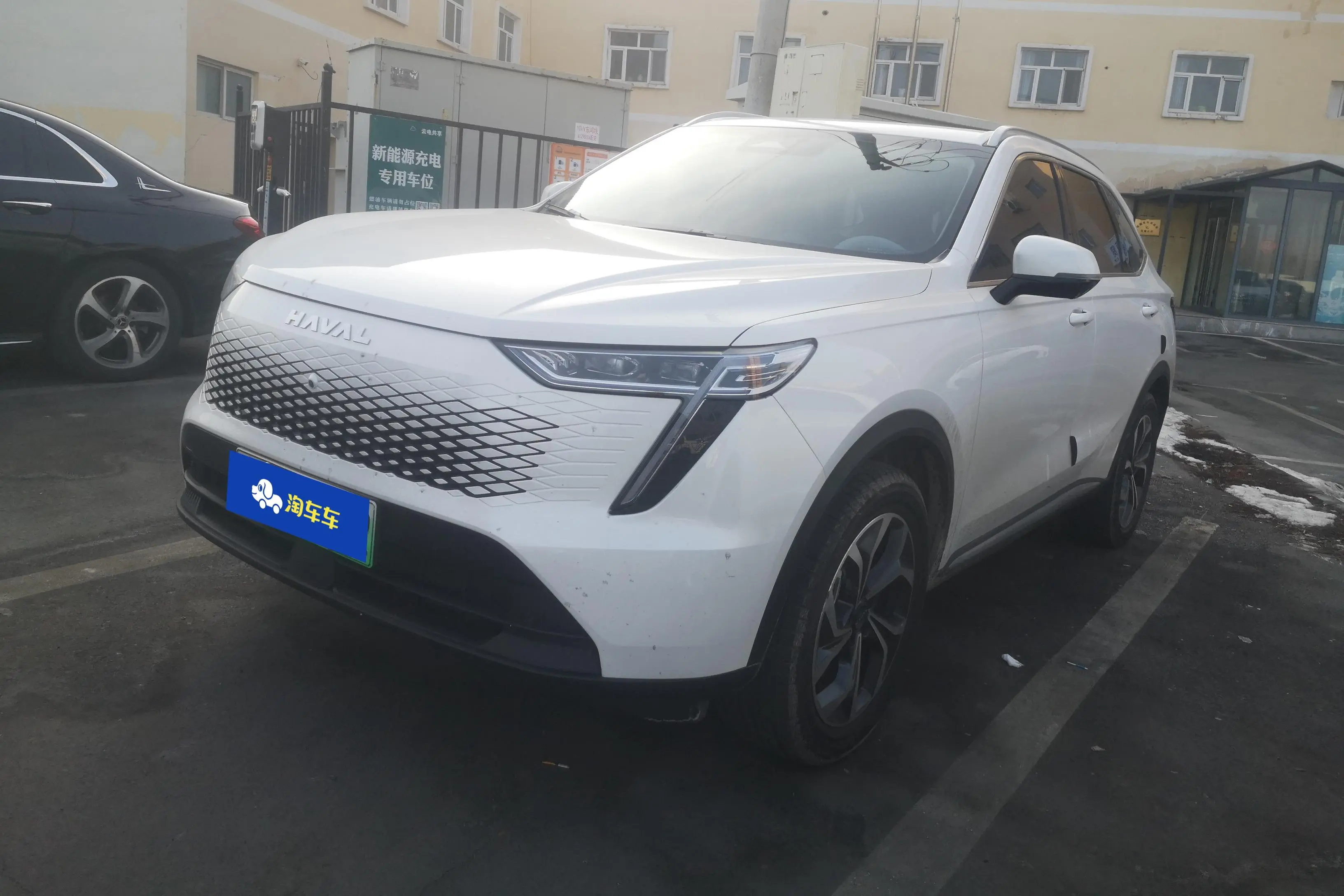 Haval Xiaolong MAX  из Китая