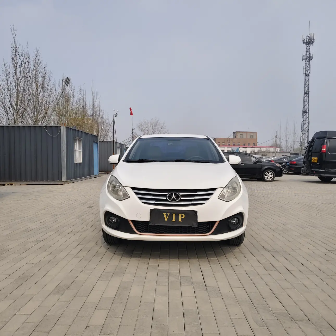 Jiangxi Heyue A30  из Китая