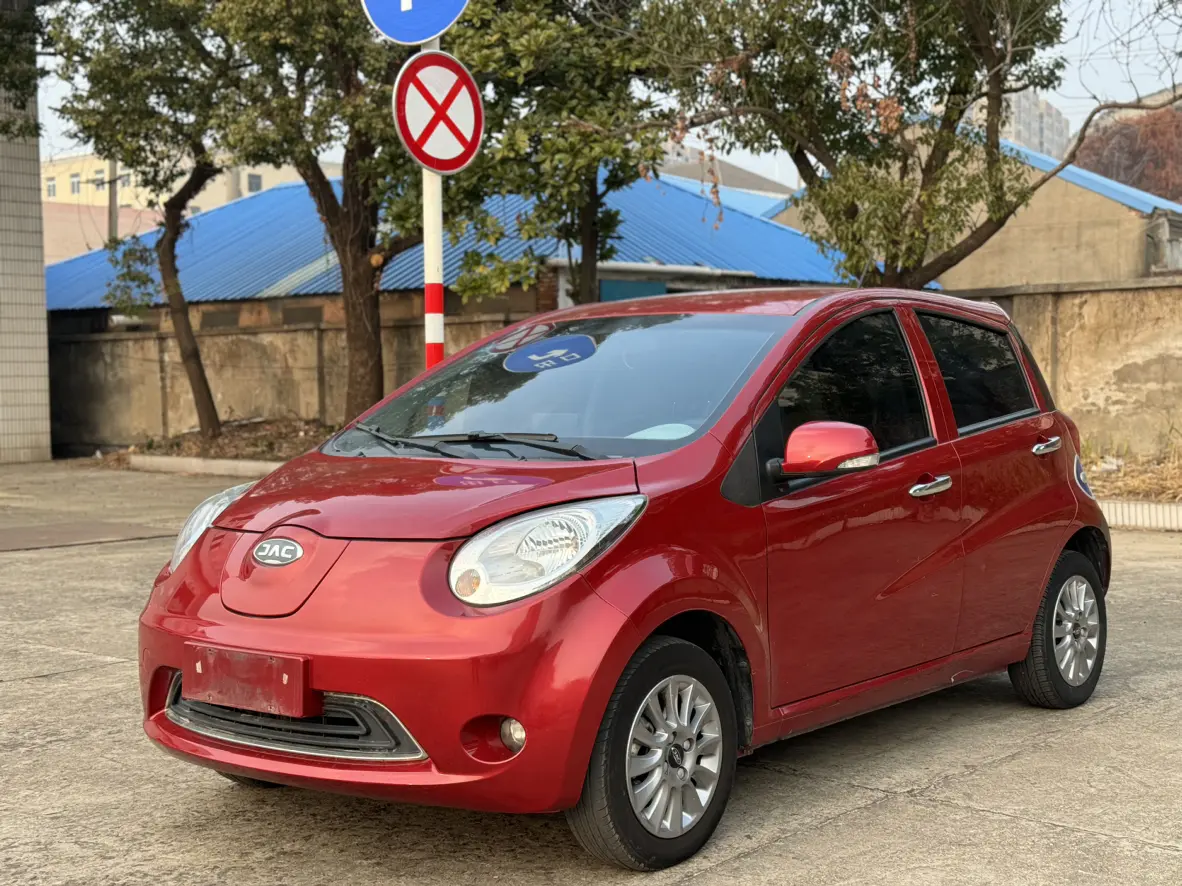 Jiangxi JAC iEV6E  из Китая