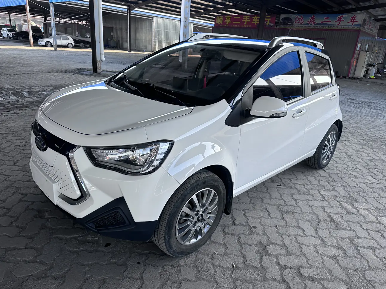 Jiangxi JAC iEV6E  из Китая