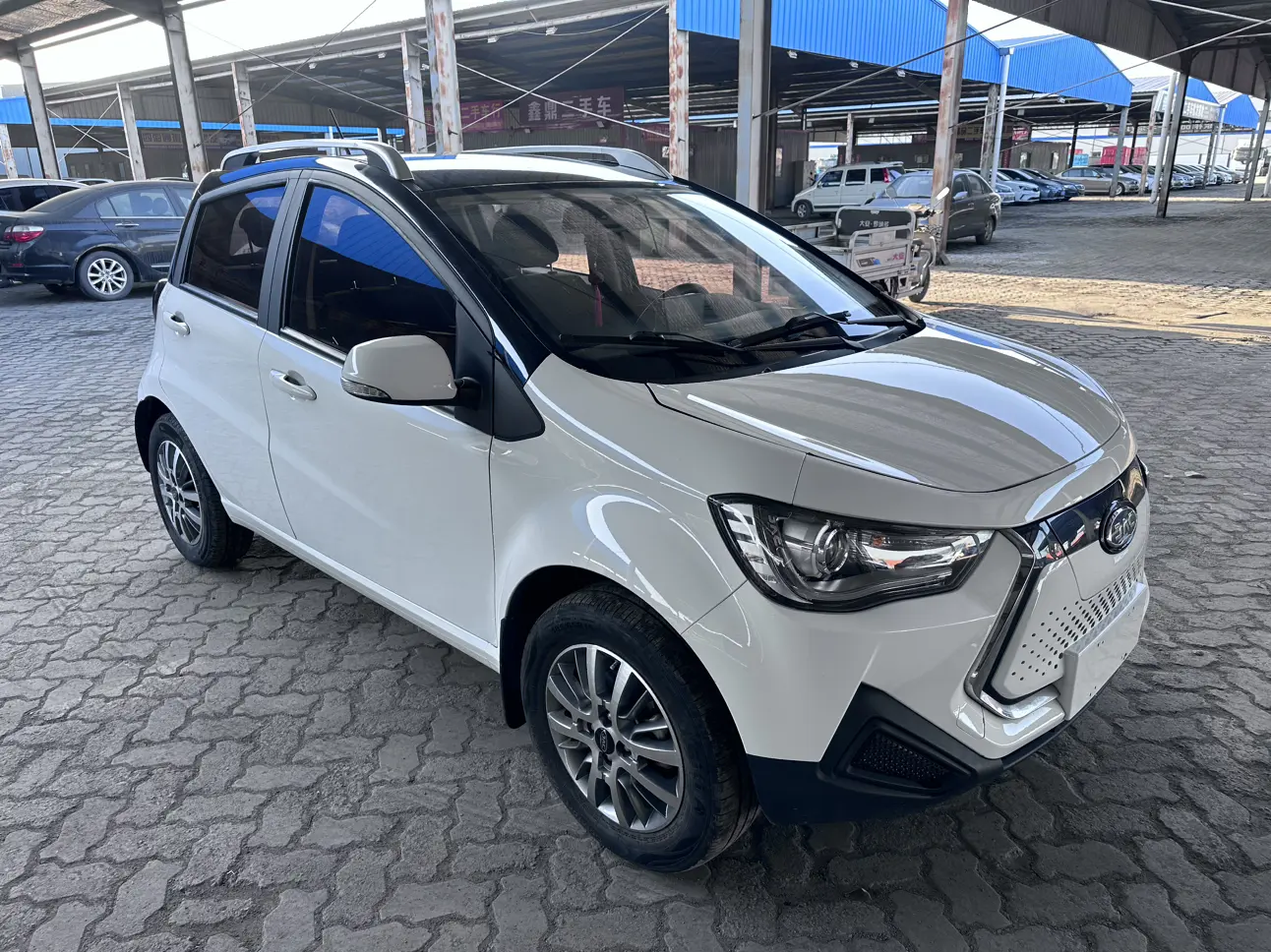 Jiangxi JAC iEV6E  из Китая