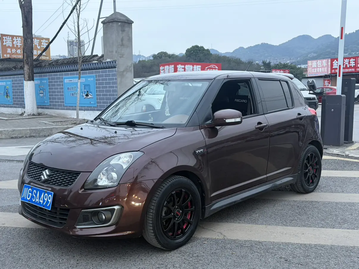 Suzuki Swift  из Китая