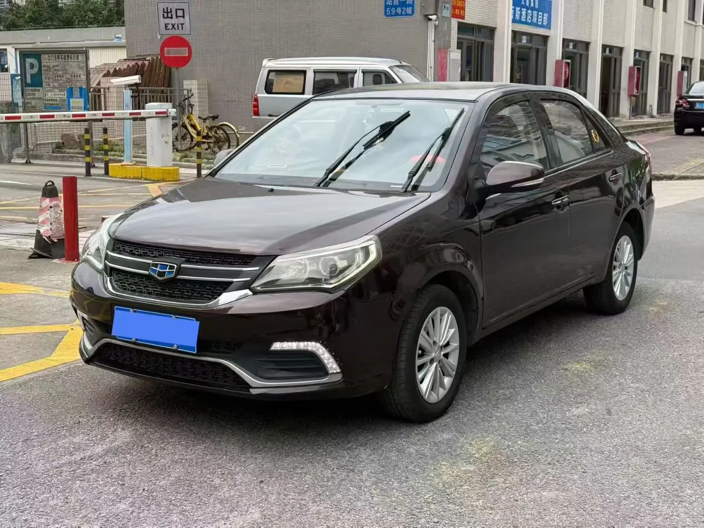 Geely King Kong  из Китая