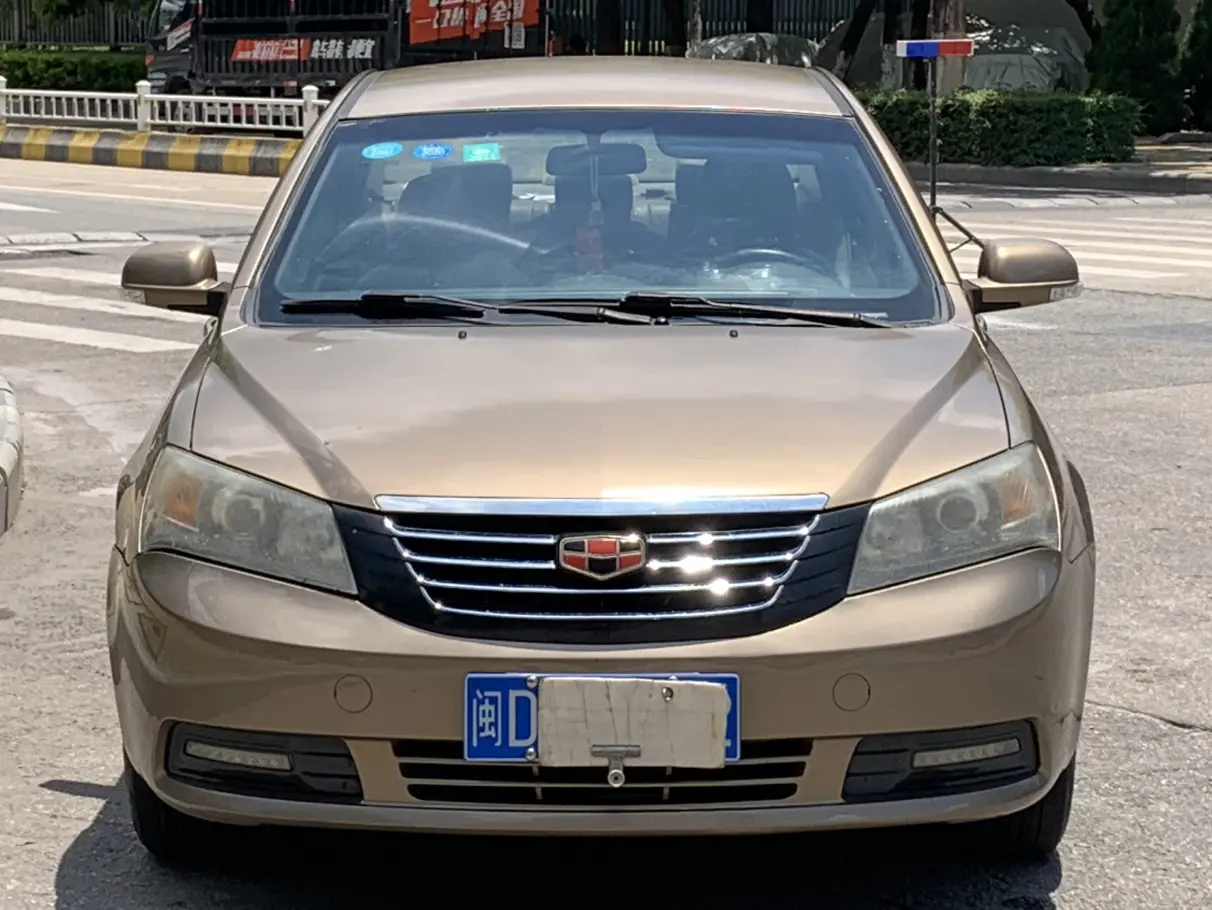 Geely Classic Emgrand  из Китая