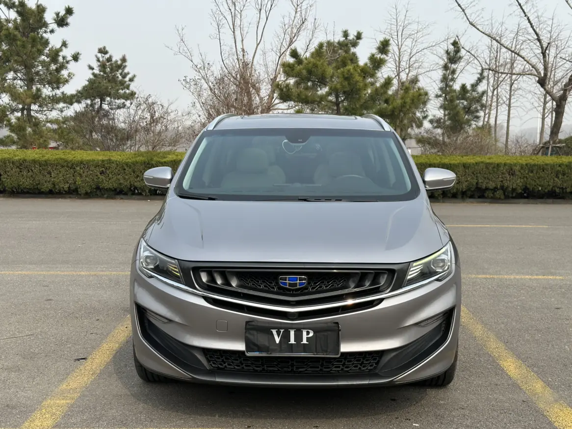 Geely Jiaji  из Китая