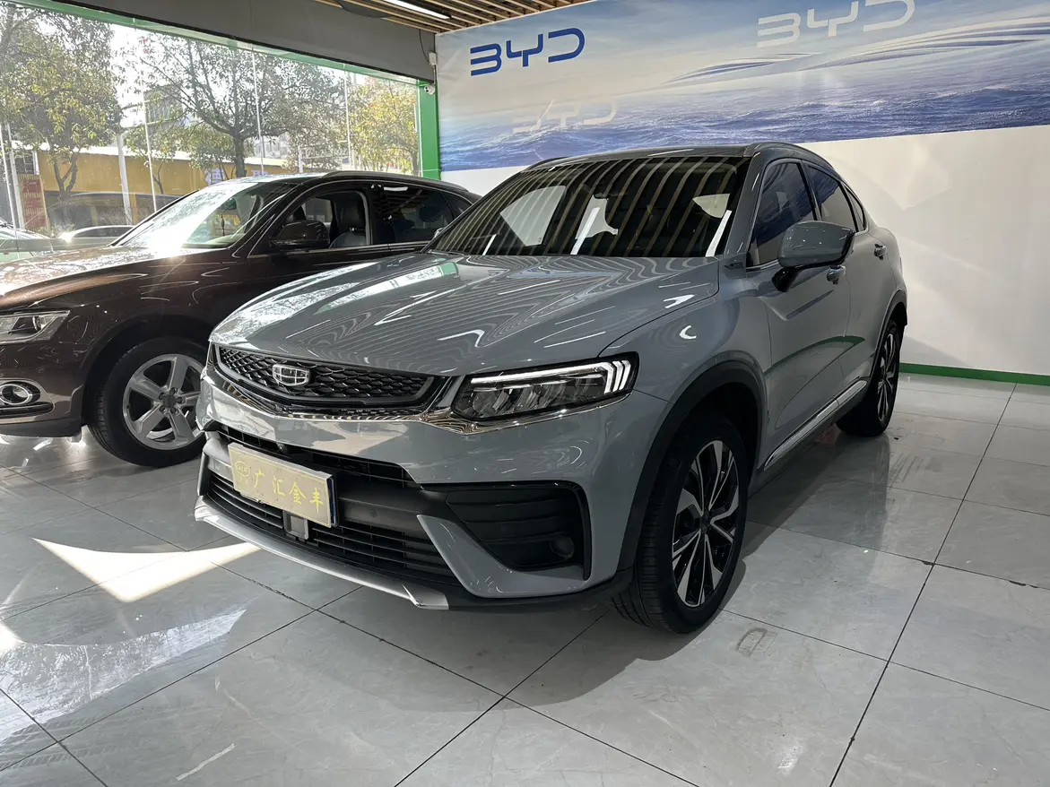 Geely Xingyue S  из Китая