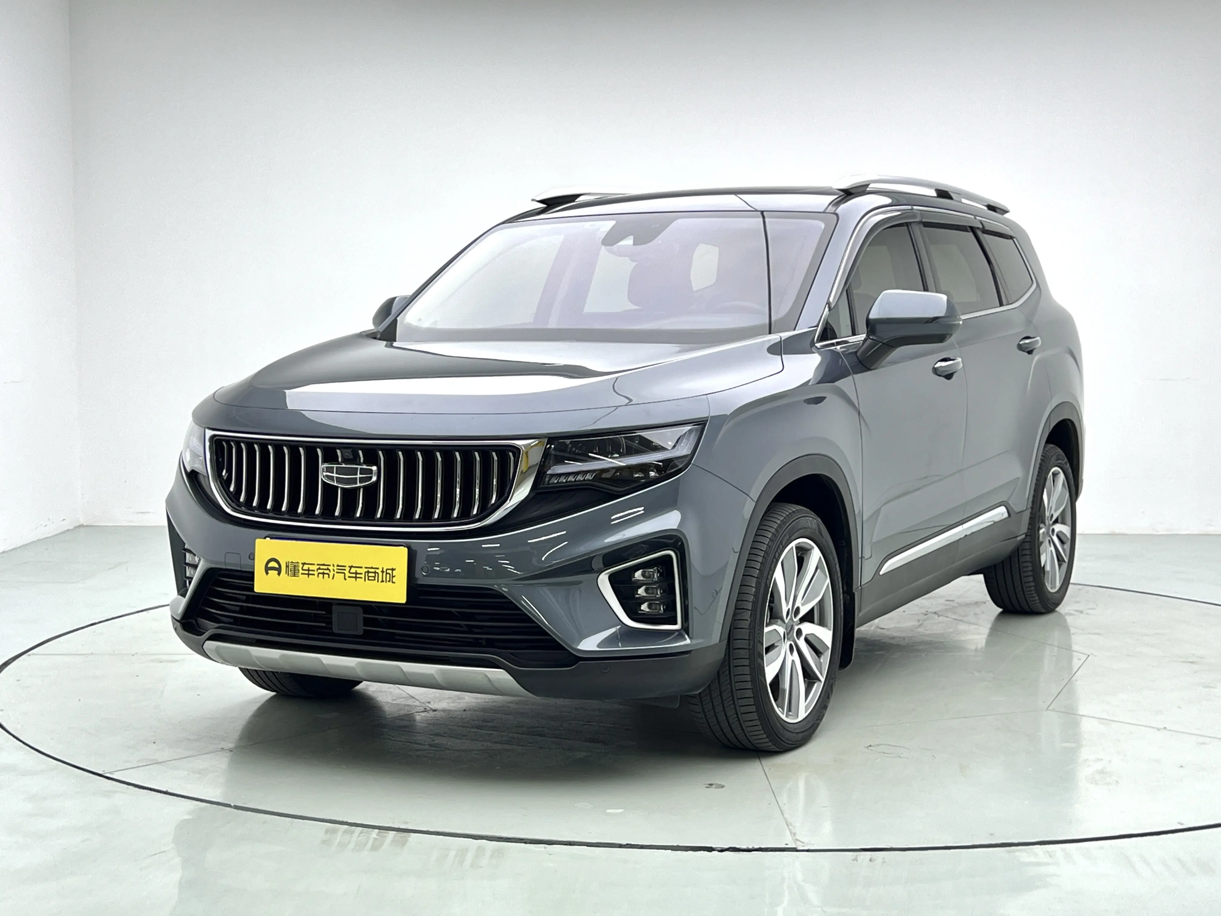 Geely Okavango  из Китая