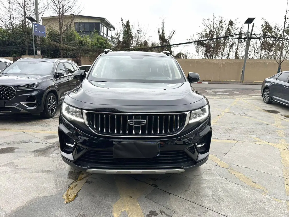 Geely Okavango  из Китая