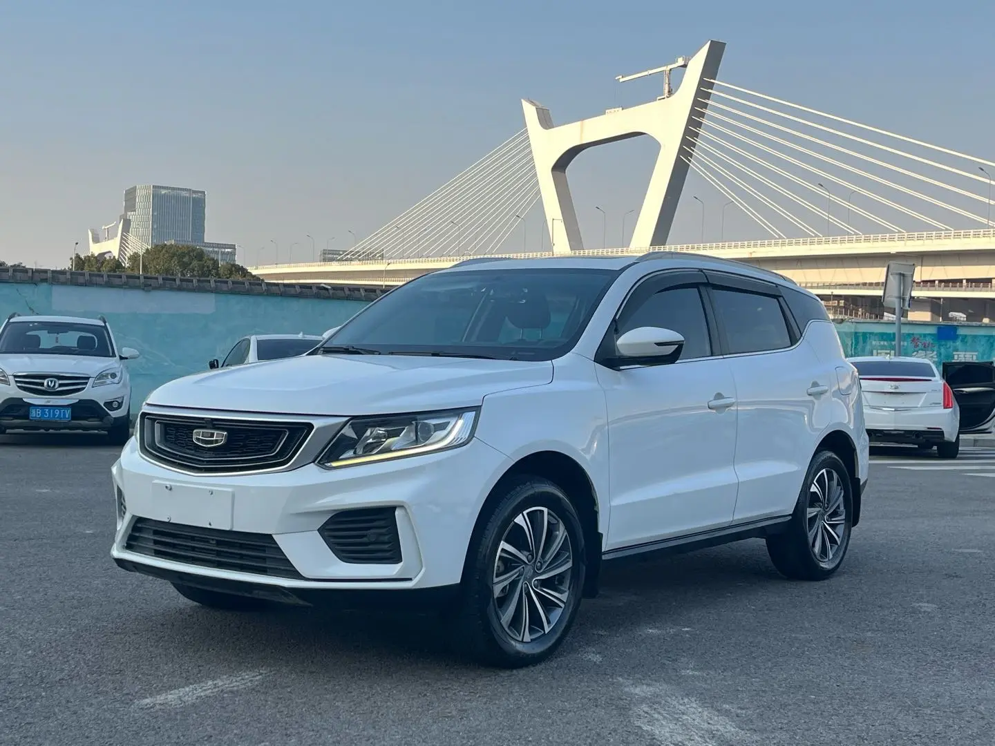 Geely Vision X6  из Китая