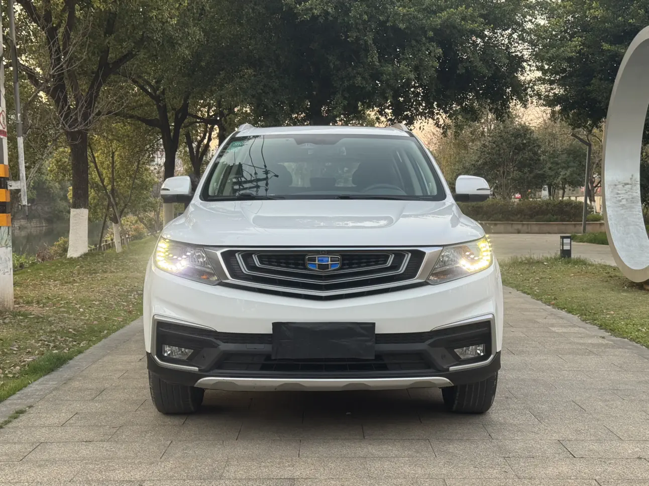 Geely Vision X6  из Китая