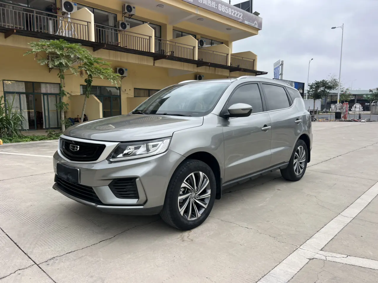 Geely Vision X6  из Китая