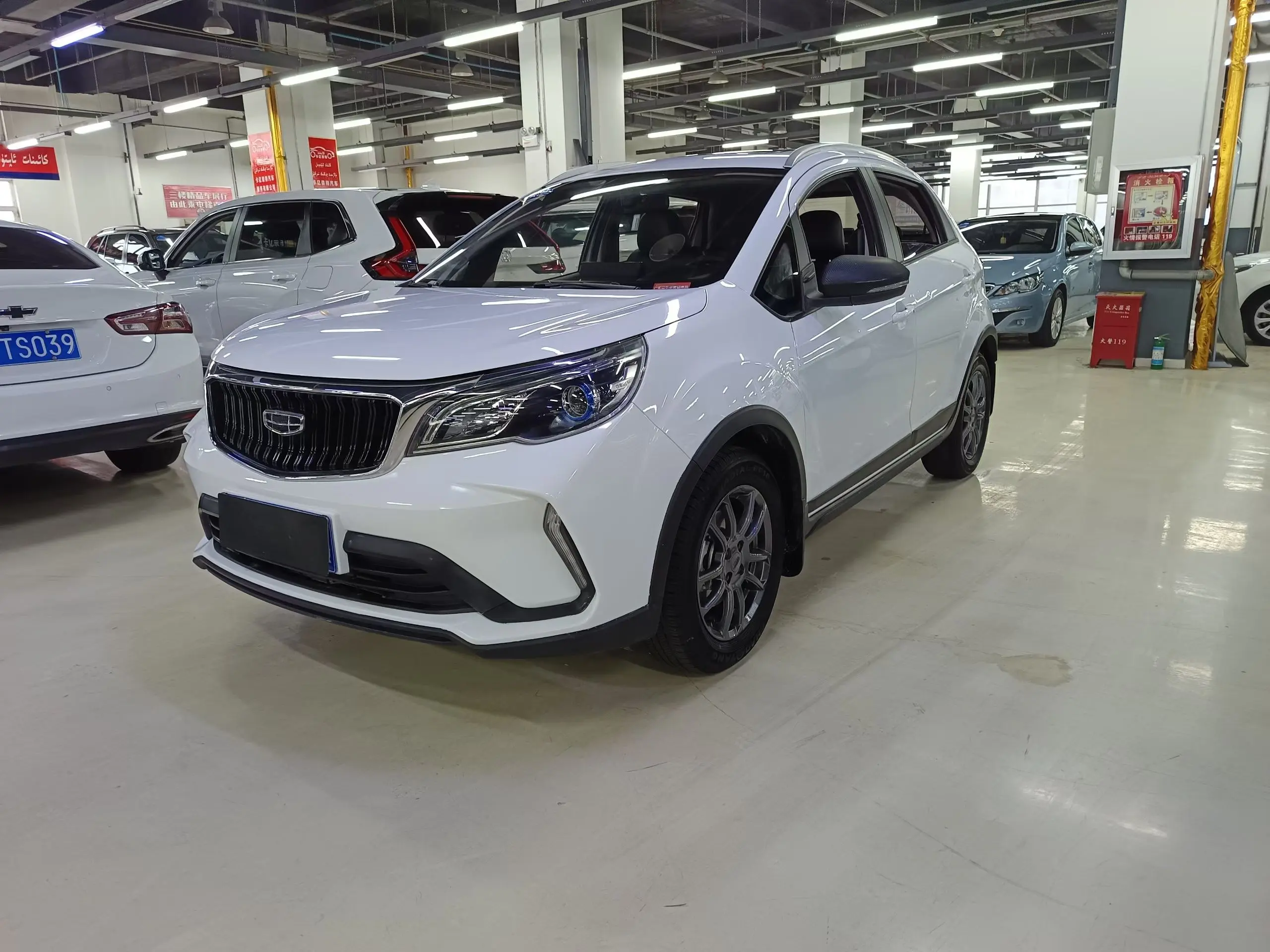 Geely Vision X3  из Китая