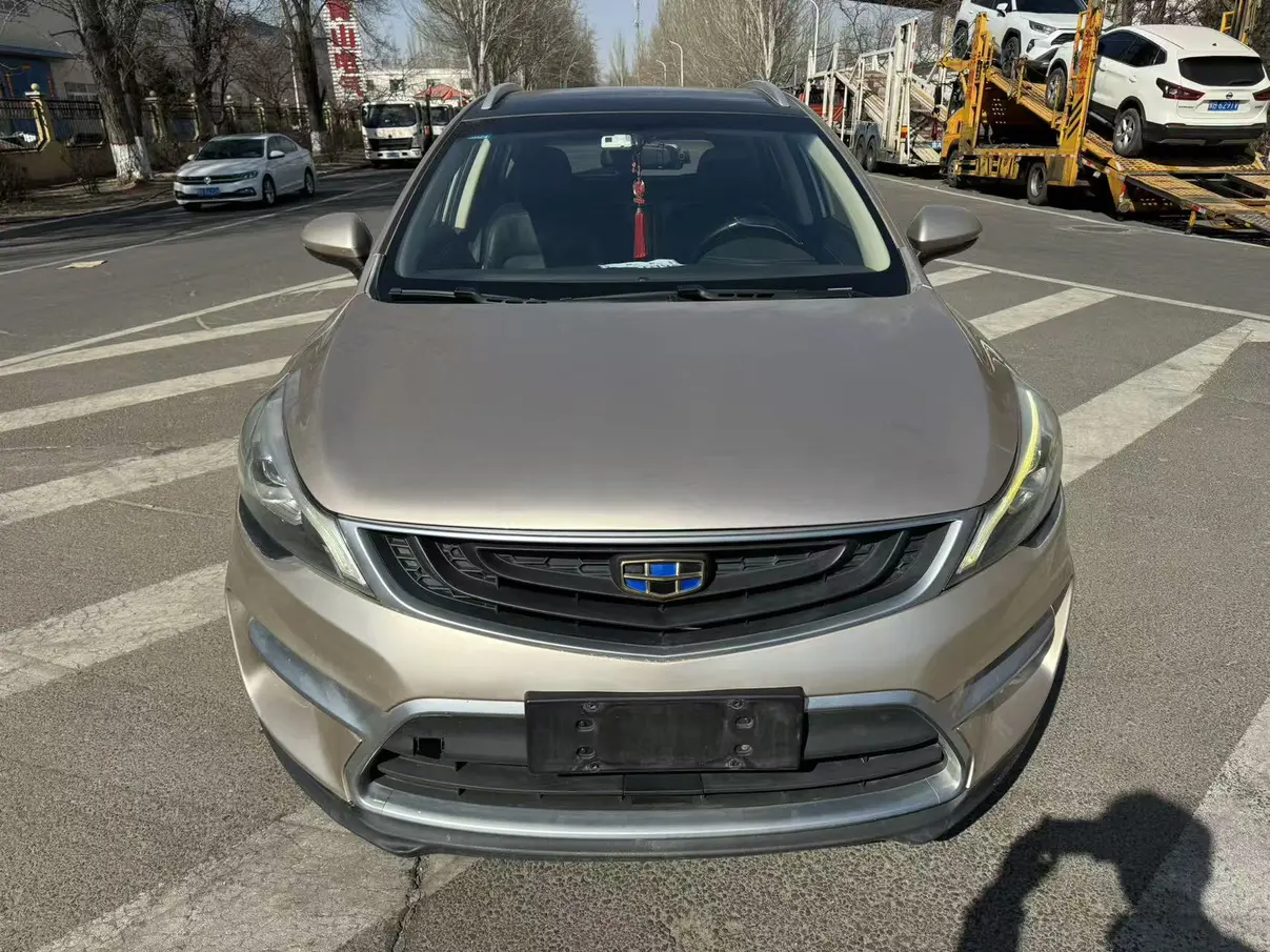 Geely Emgrand GS  из Китая
