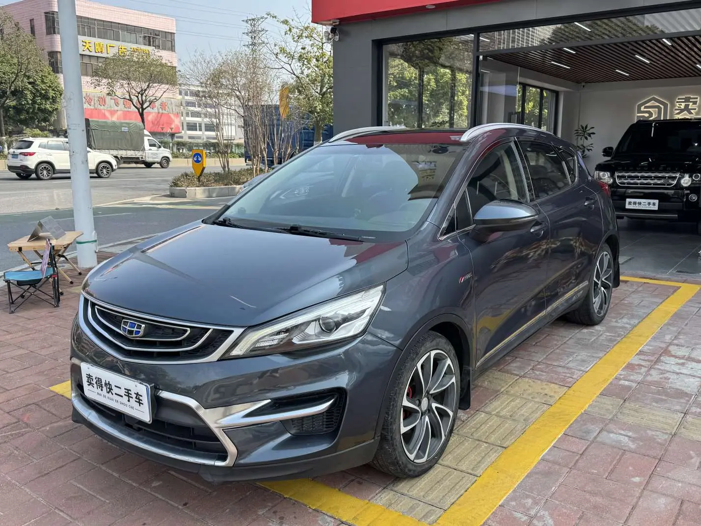 Geely Emgrand GS  из Китая