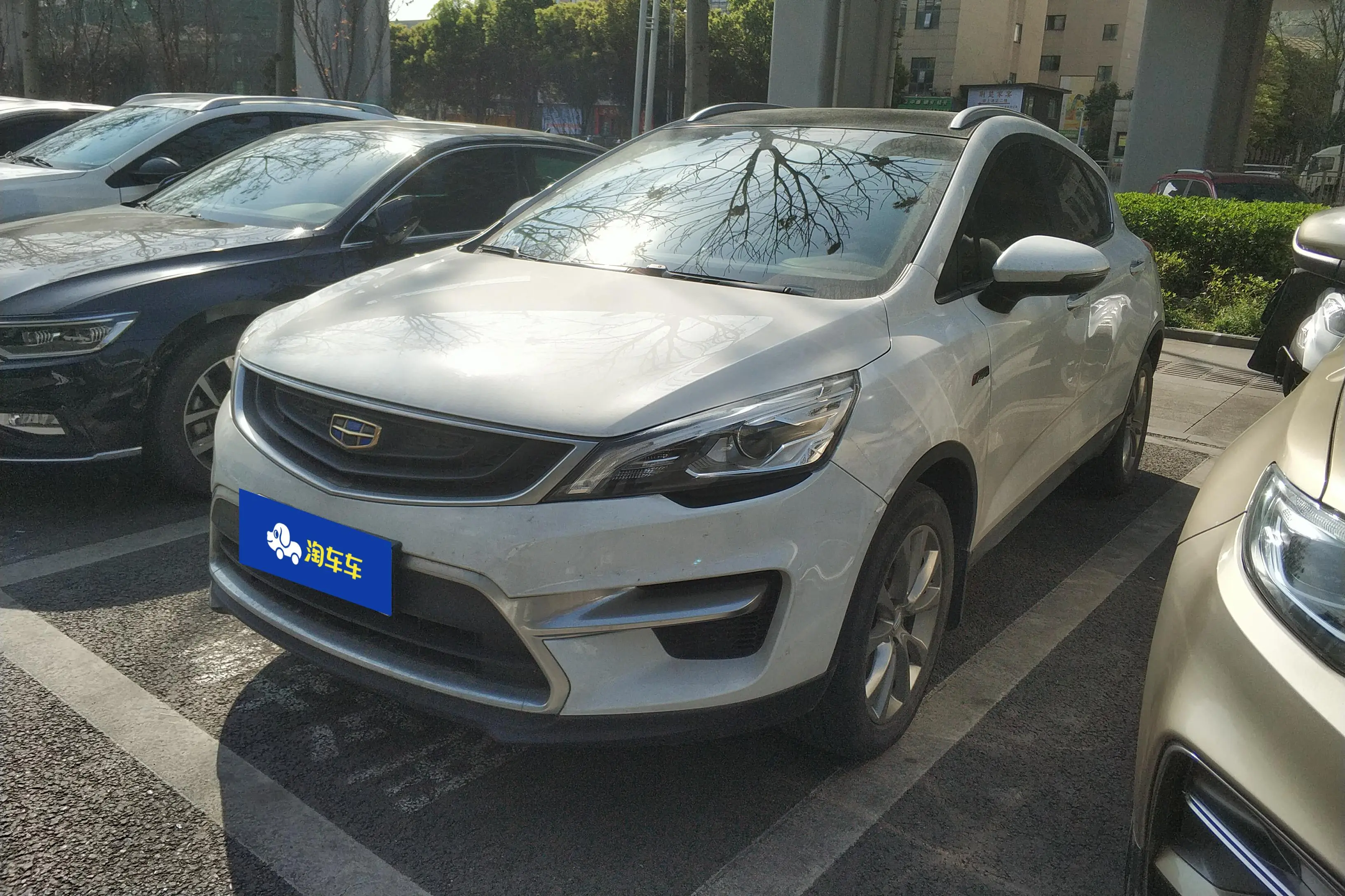 Geely Emgrand GS  из Китая