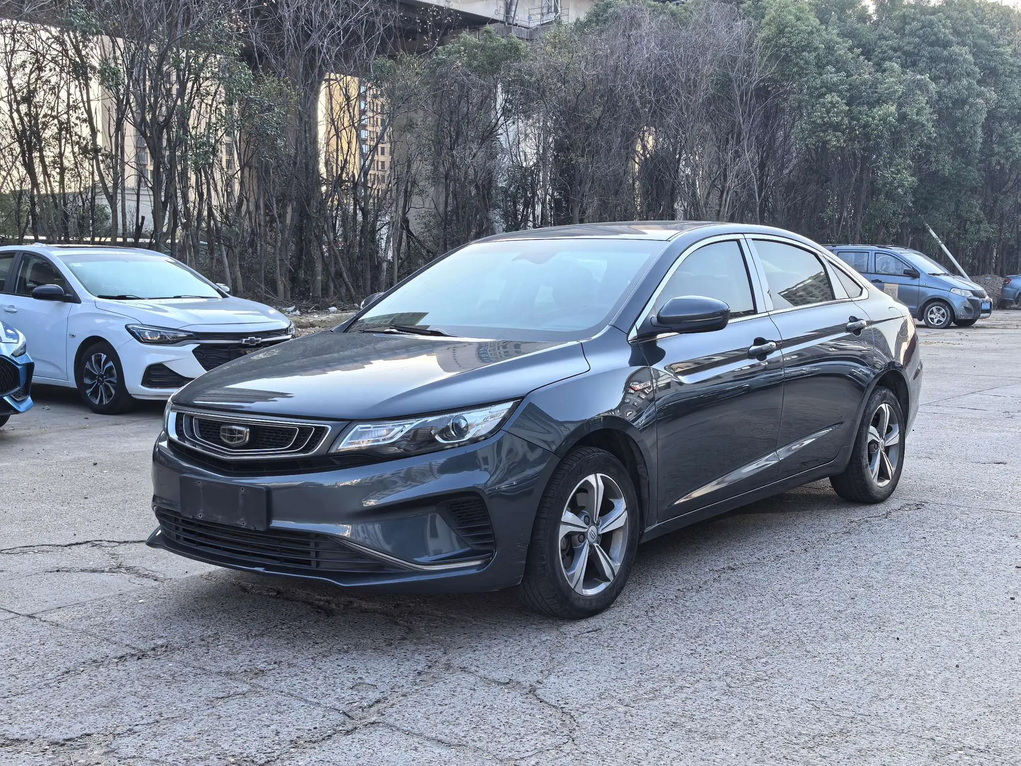 Geely Emgrand GL  из Китая