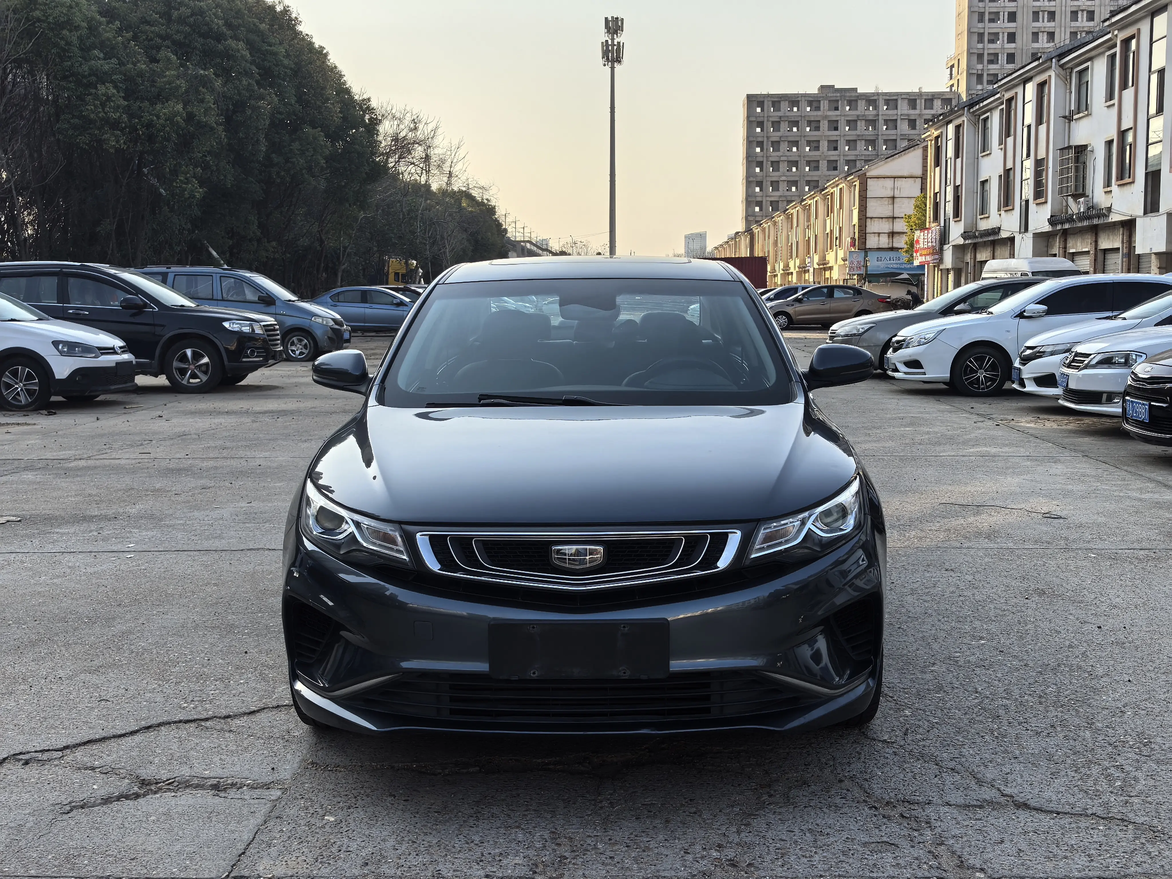 Geely Emgrand GL  из Китая