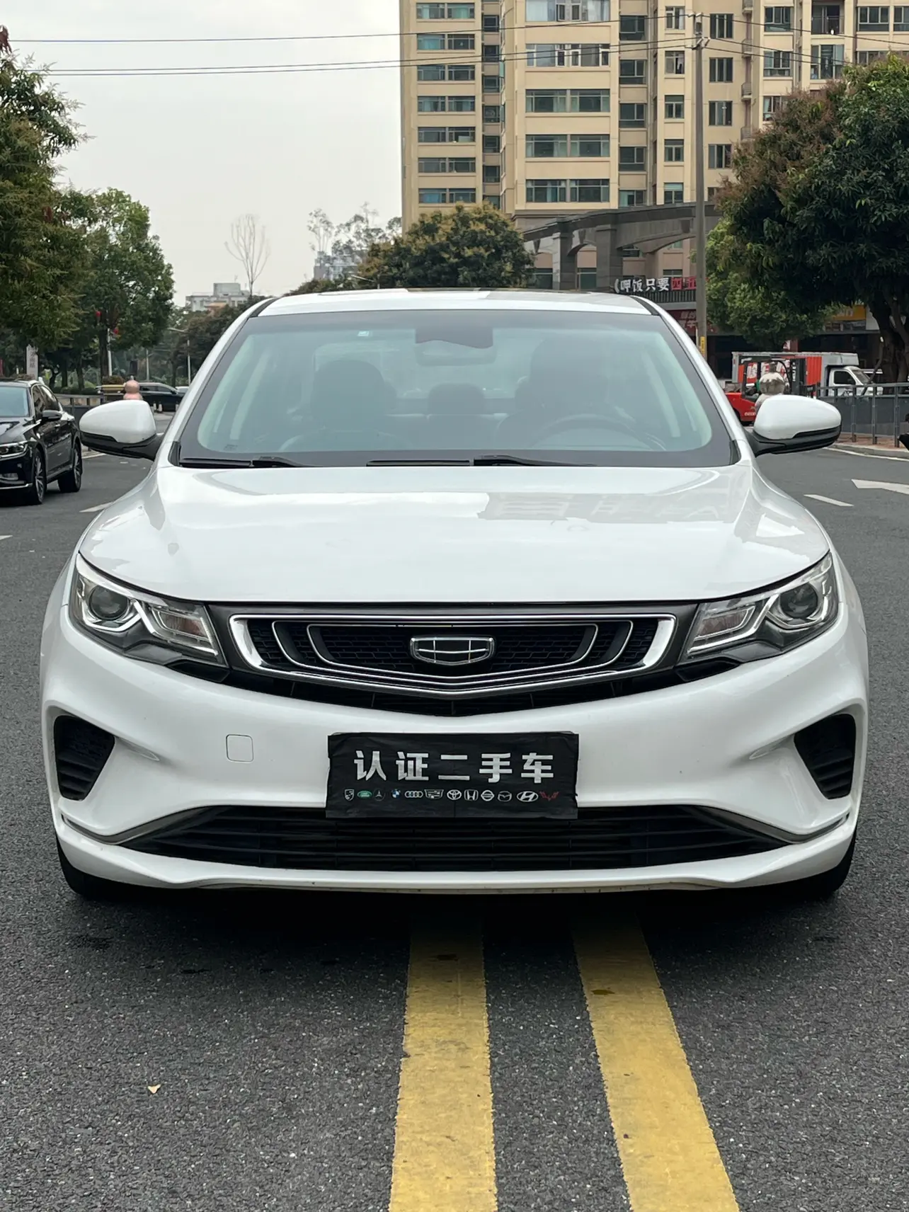 Geely Emgrand GL  из Китая