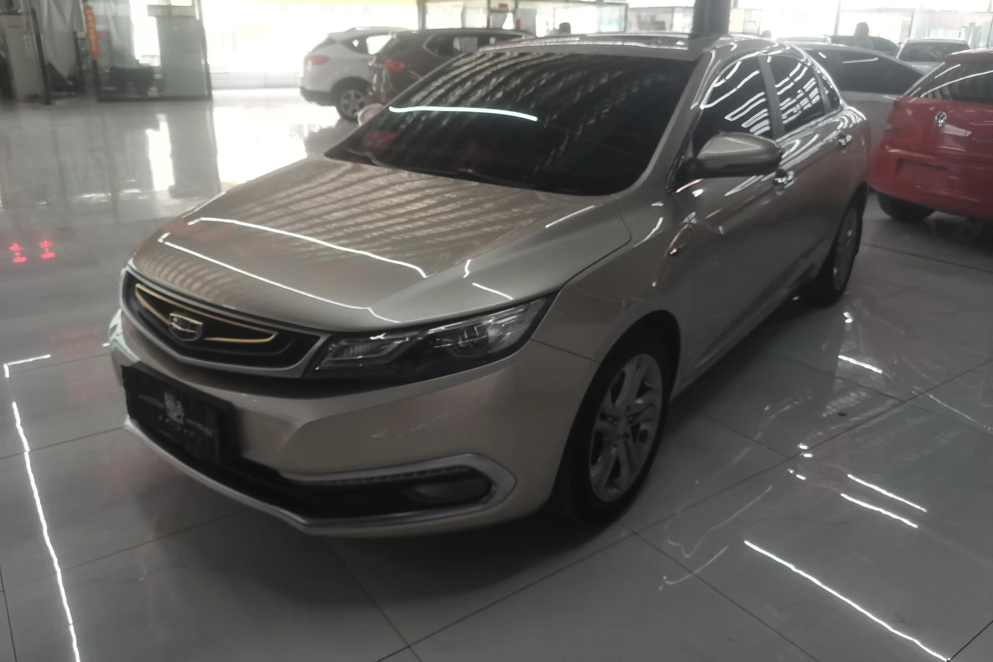 Geely Emgrand GL  из Китая