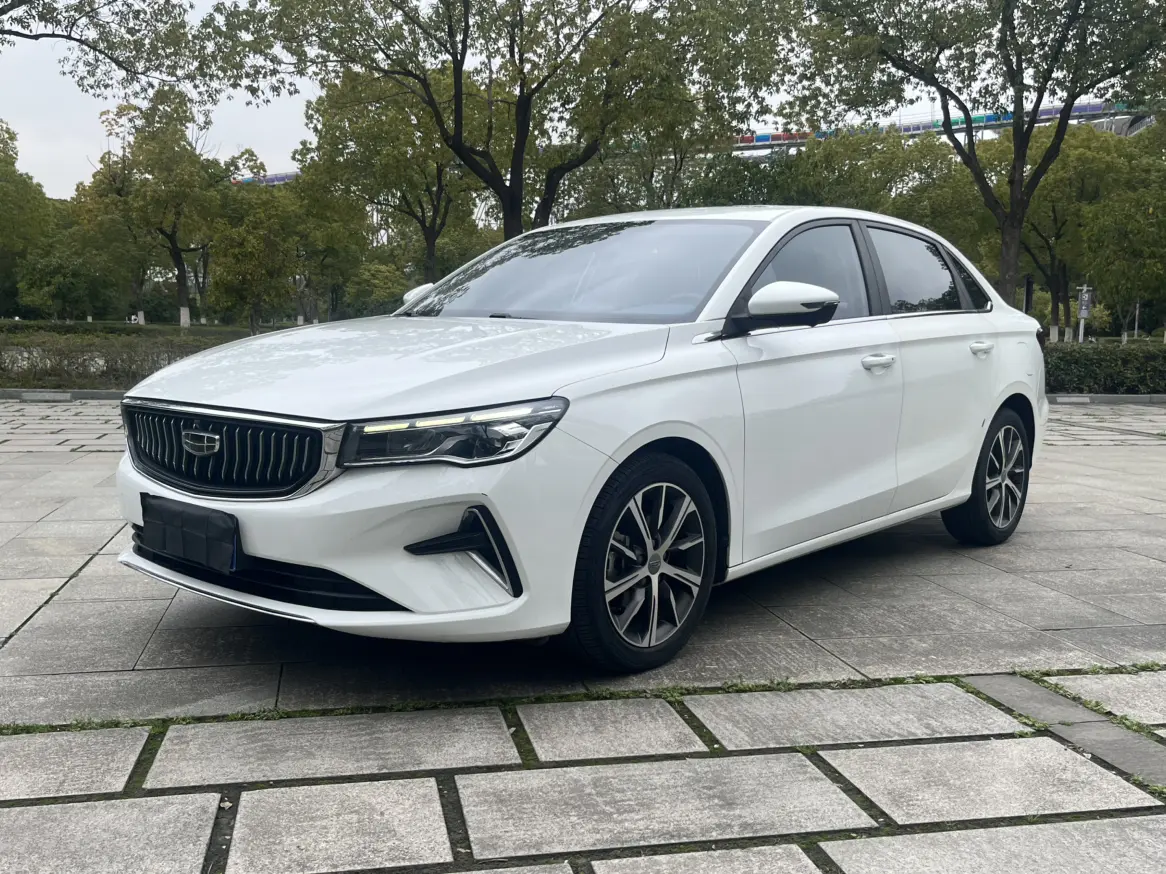Geely Emgrand GL  из Китая