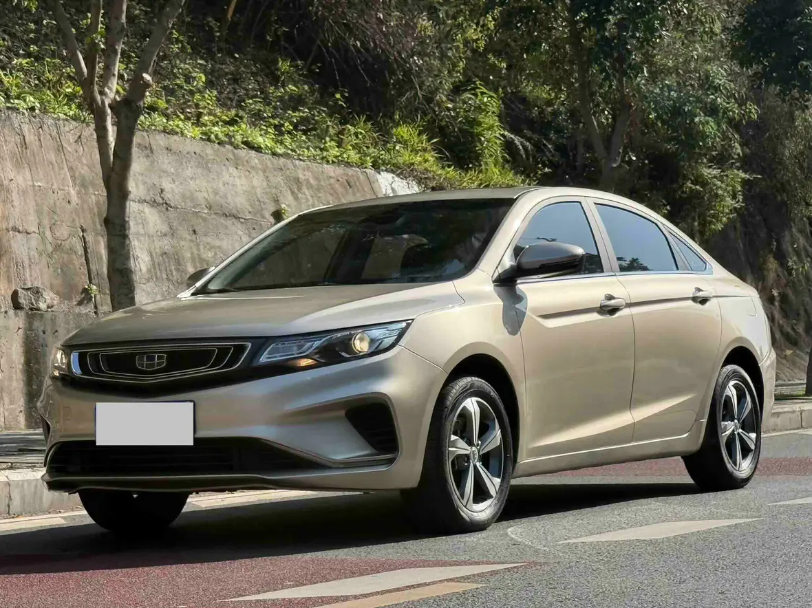 Geely Emgrand GL  из Китая