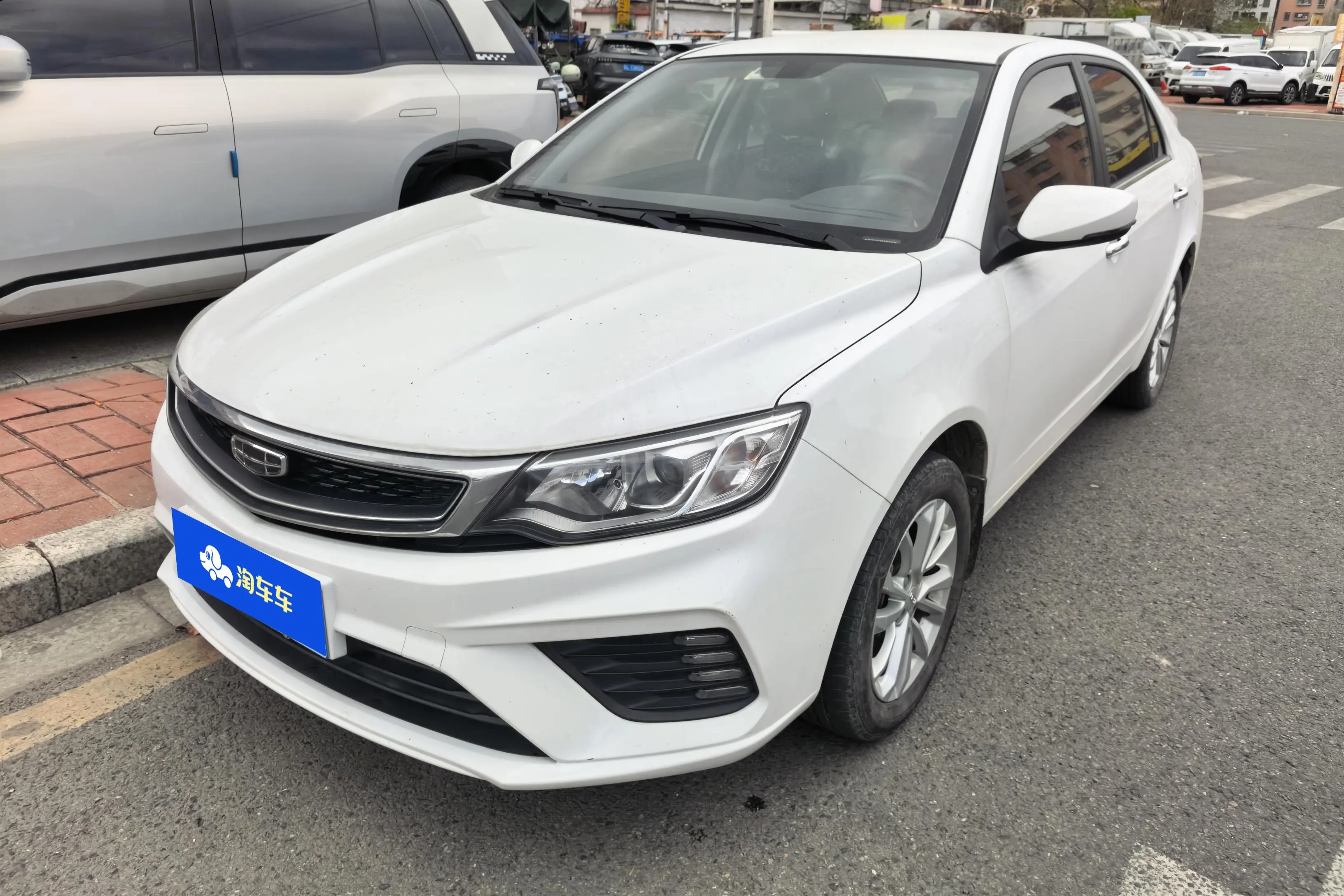 Geely Vision  из Китая