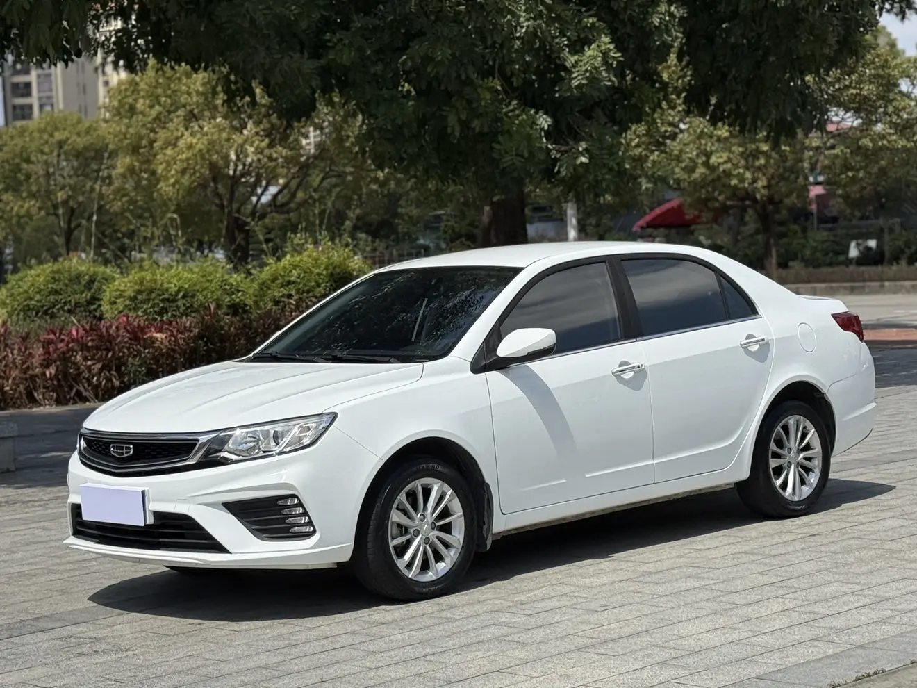 Geely Vision  из Китая