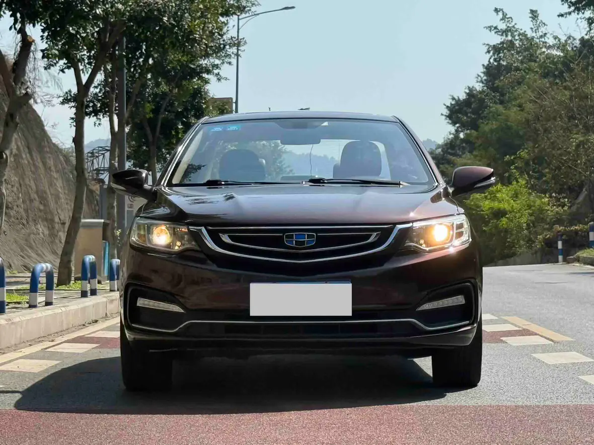 Geely Vision  из Китая
