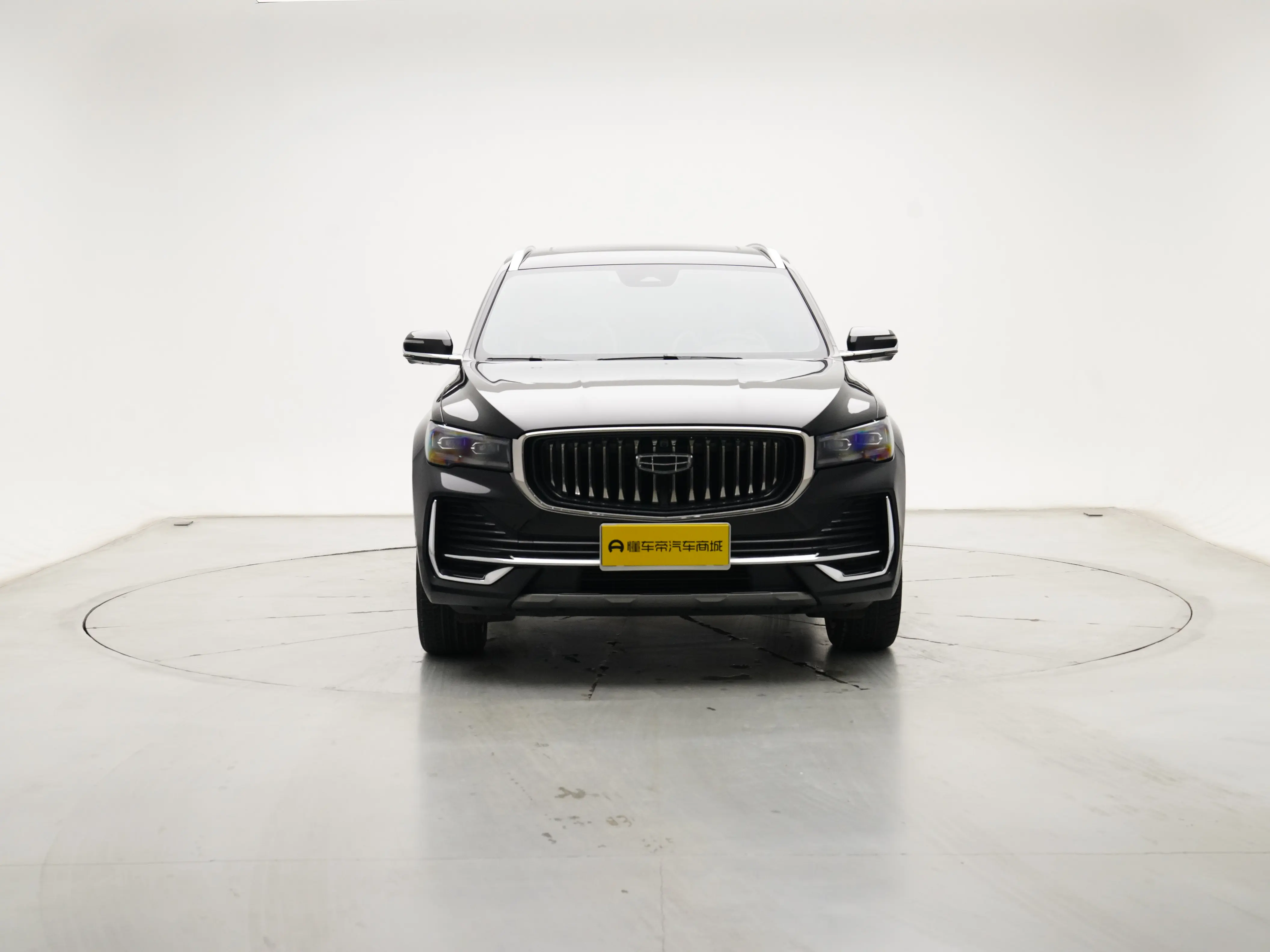 Geely Monjaro (Xingyue L)  из Китая