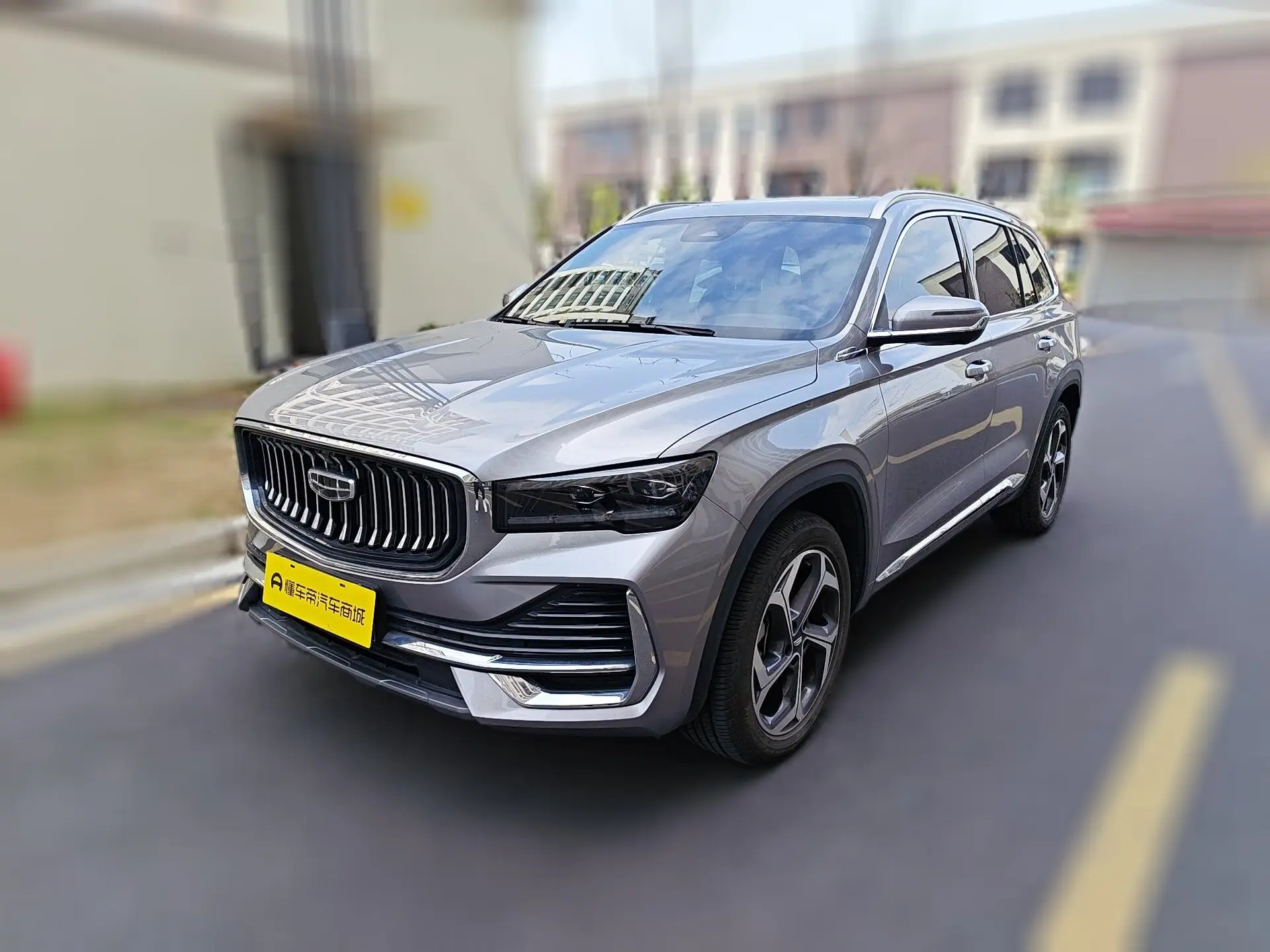 Geely Monjaro (Xingyue L)  из Китая