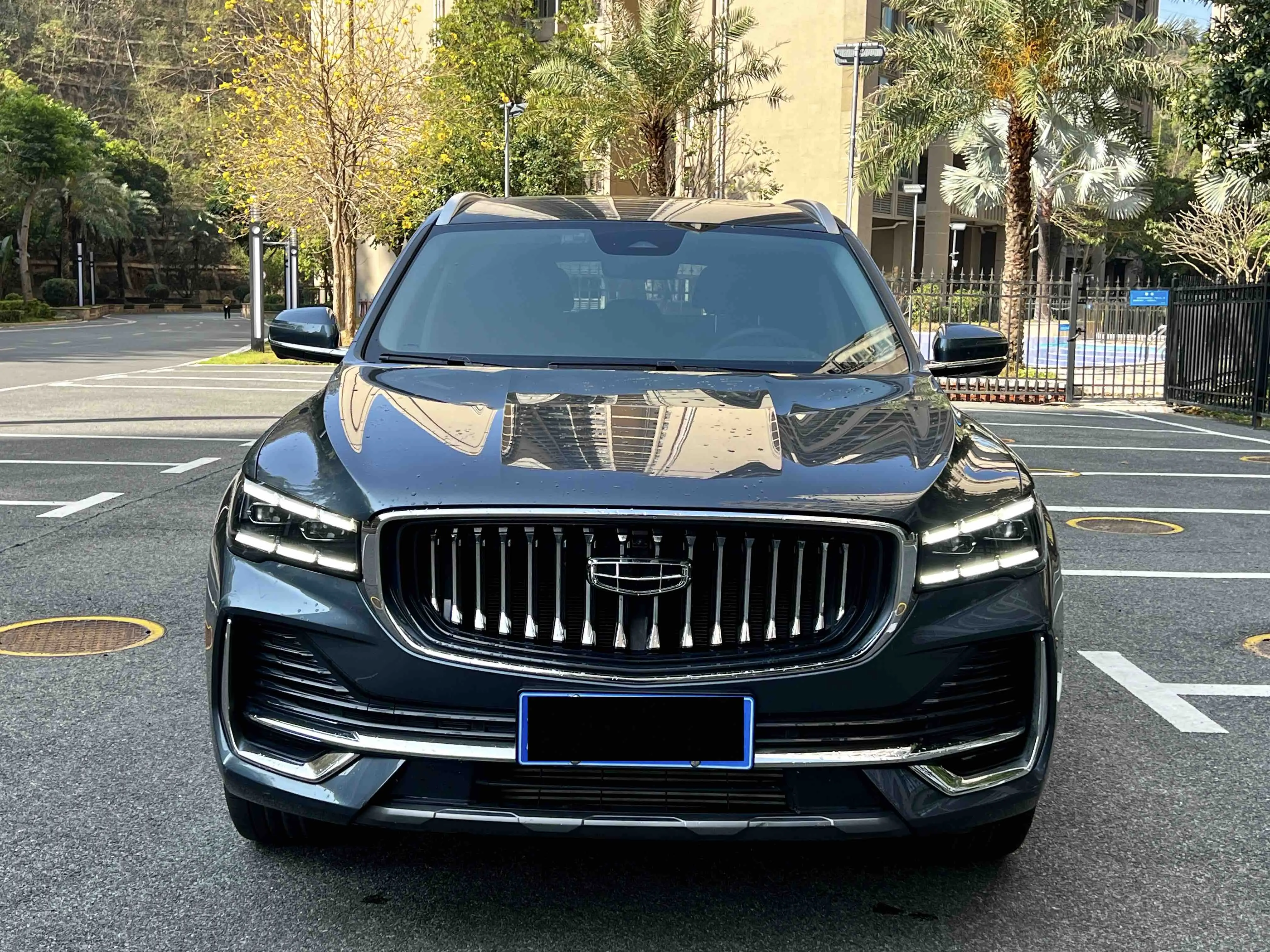 Geely Monjaro (Xingyue L)  из Китая