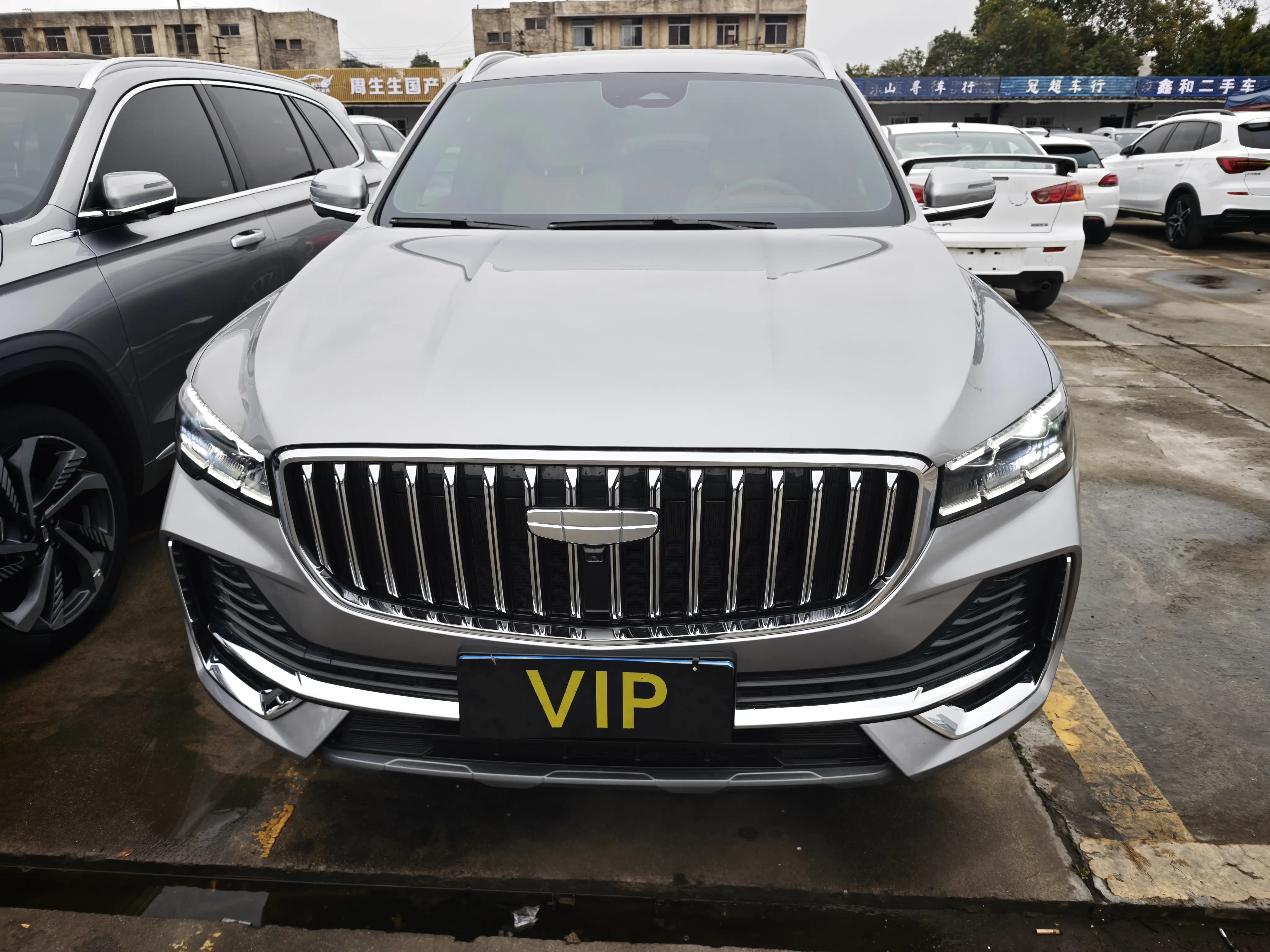 Geely Monjaro (Xingyue L)  из Китая