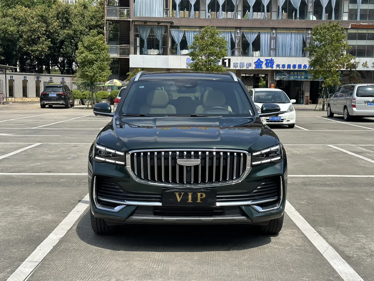 Geely Monjaro (Xingyue L)  из Китая