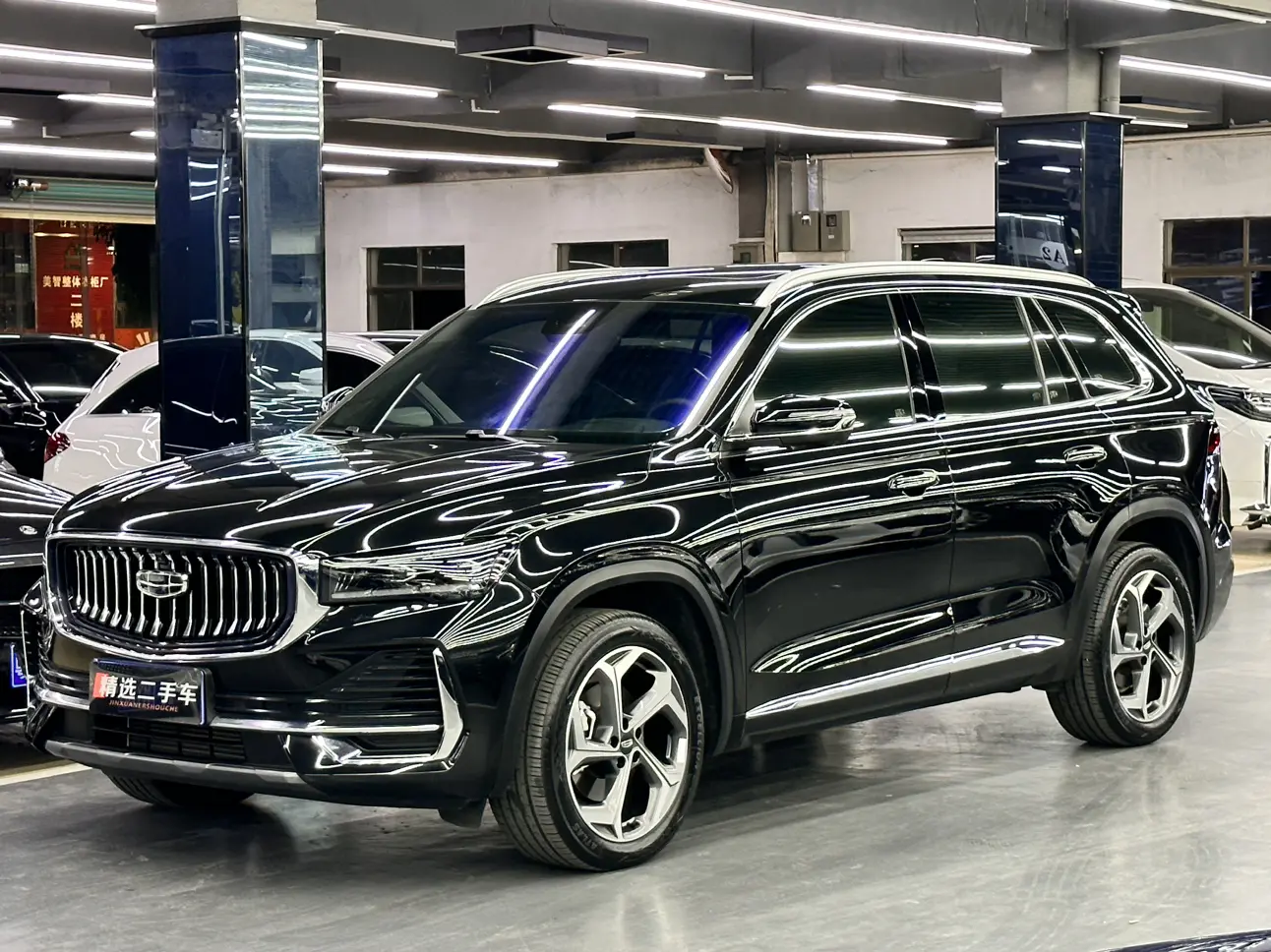 Geely Monjaro (Xingyue L)  из Китая