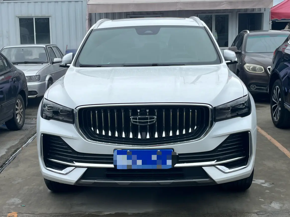 Geely Monjaro (Xingyue L)  из Китая