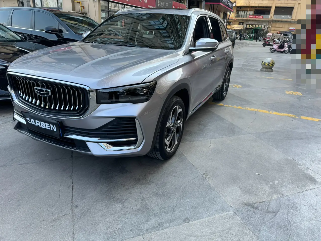 Geely Monjaro (Xingyue L)  из Китая