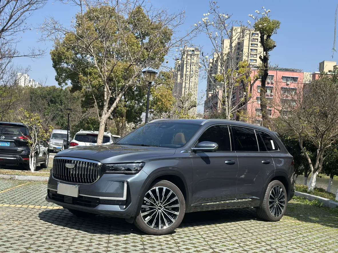 Geely Monjaro (Xingyue L)  из Китая