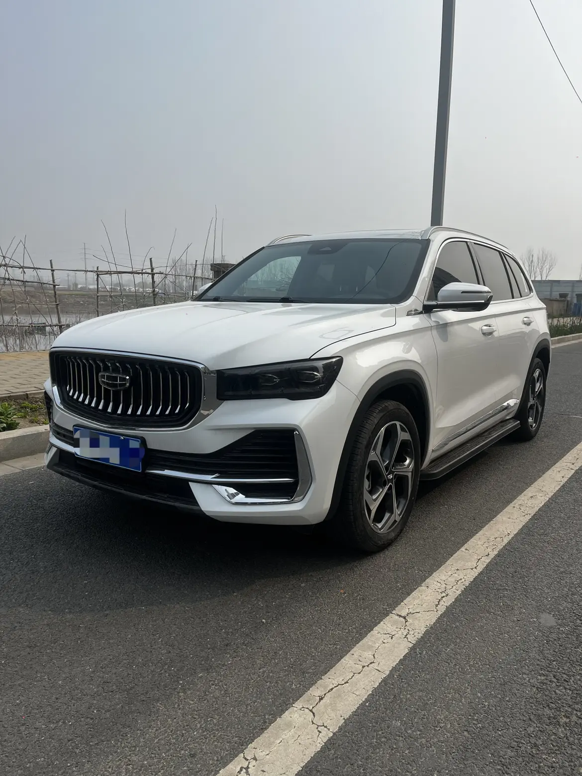 Geely Monjaro (Xingyue L)  из Китая