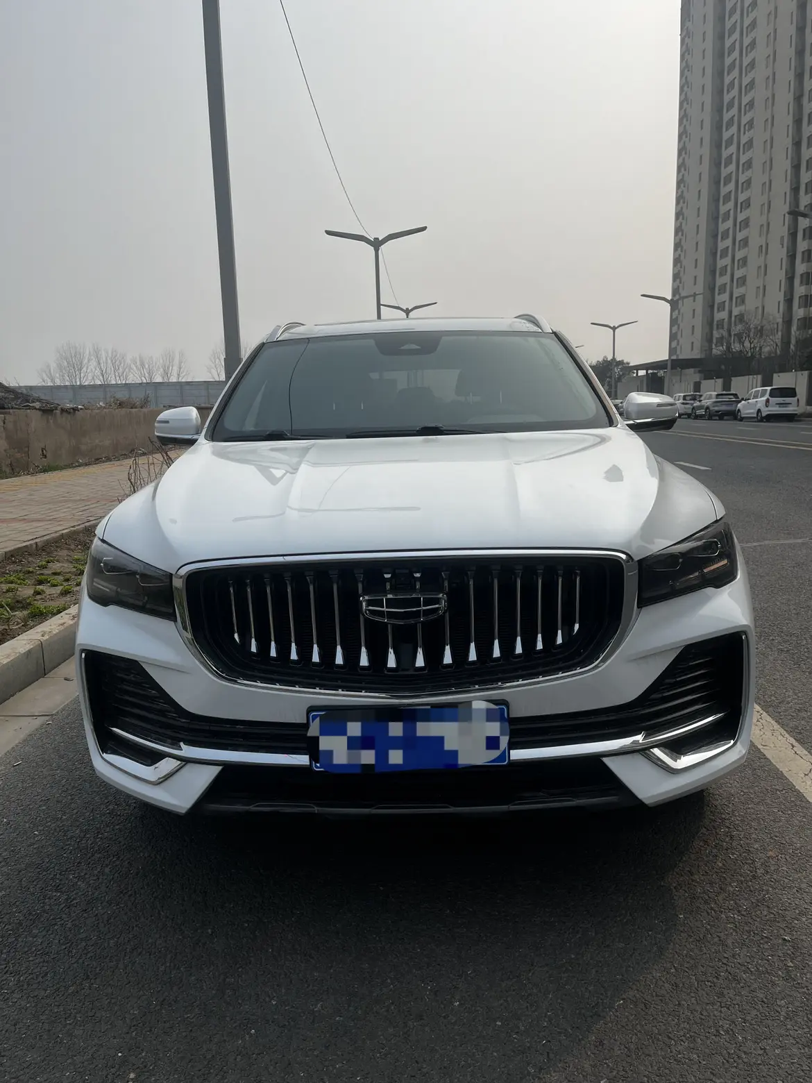 Geely Monjaro (Xingyue L)  из Китая