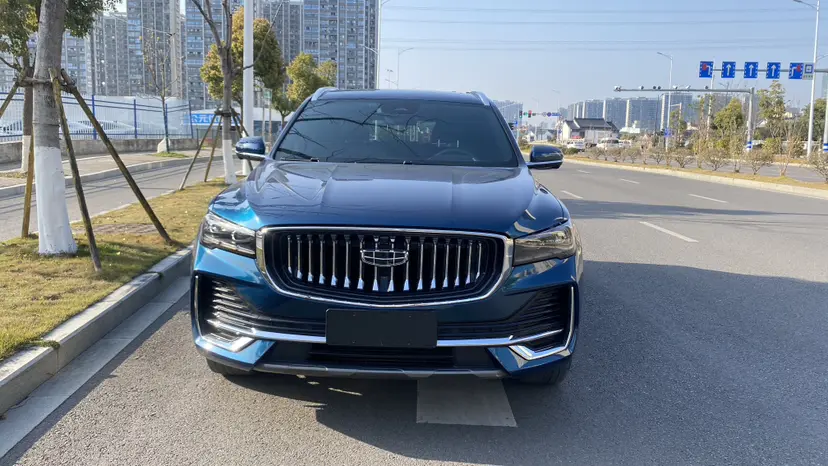 Geely Monjaro (Xingyue L)  из Китая