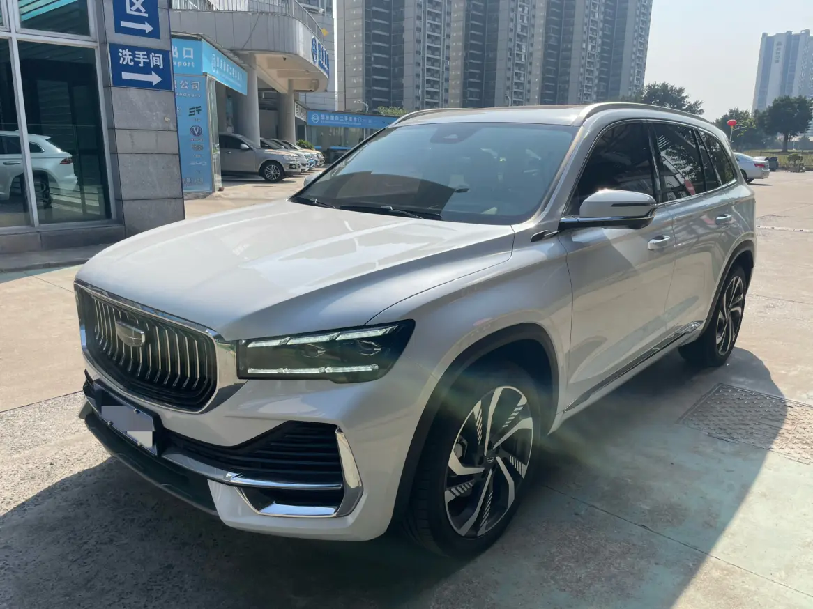 Geely Monjaro (Xingyue L)  из Китая