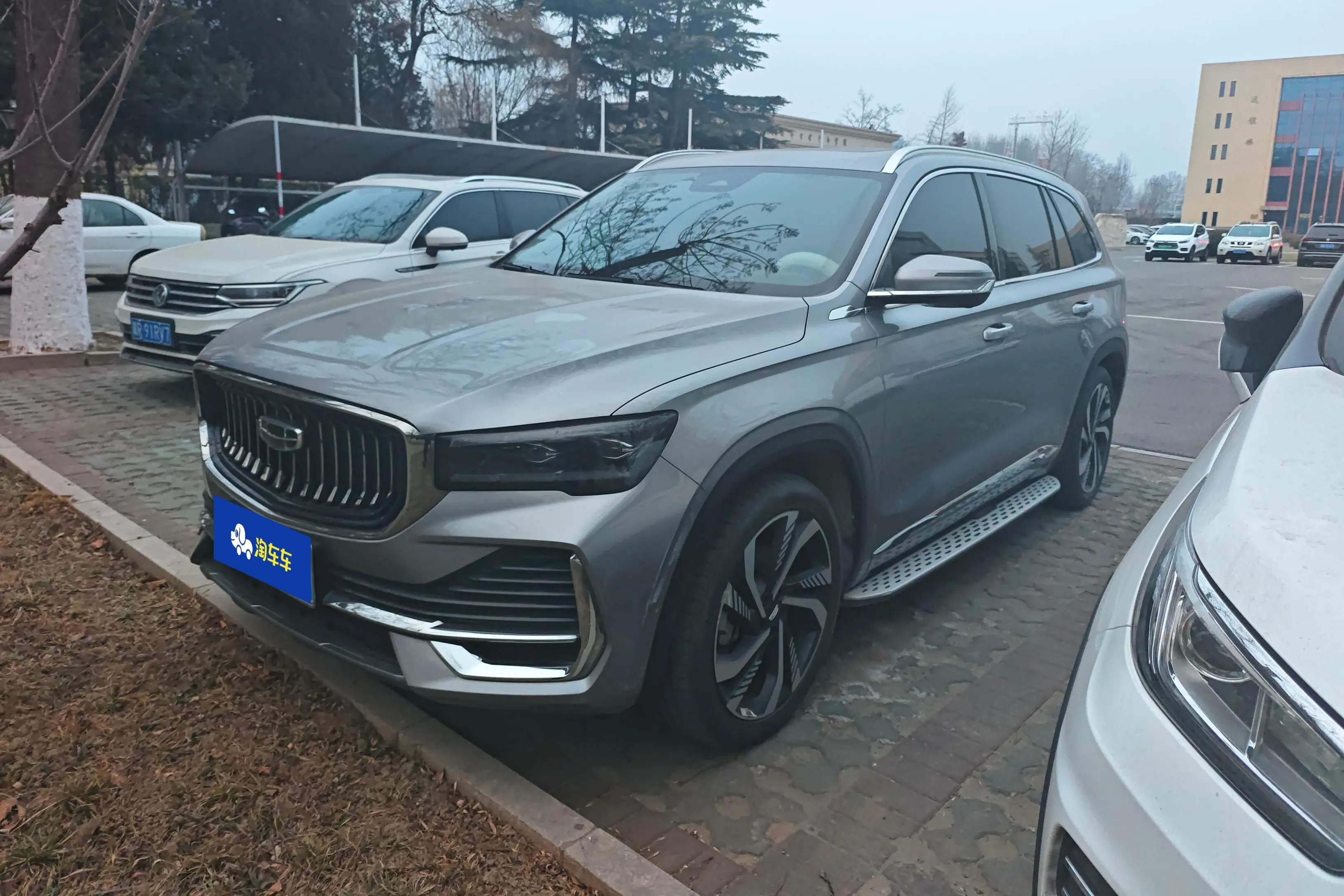 Geely Monjaro (Xingyue L)  из Китая